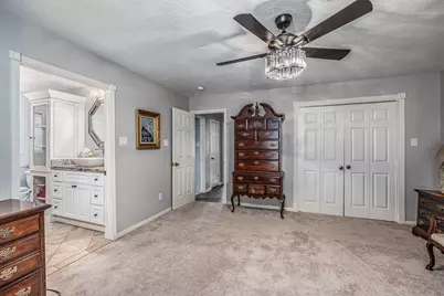 803 Sharon Lane, Baytown, TX 77521 - Photo 33