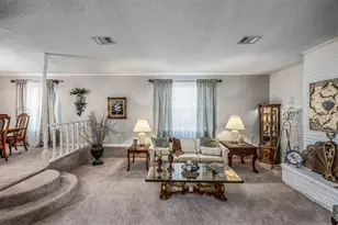 803 Sharon Ln, Baytown, TX 77521 - Photo 7