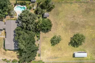 803 Sharon Ln, Baytown, TX 77521 - Photo 37