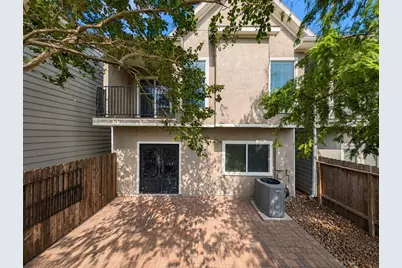 319 Grove Street, Houston, TX 77020 - Photo 17