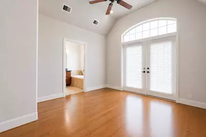 319 Grove Street, Houston, TX 77020 - Photo 9