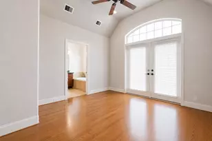 319 Grove St, Houston, TX 77020 - Photo 9
