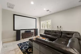 55 Benton Woods Circle, The Woodlands, TX 77382 - Photo 21