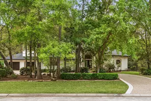 55 Benton Woods Circle, The Woodlands, TX 77382 - Photo 1