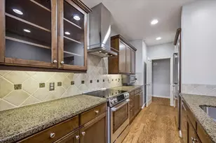 914 Main St, Houston, TX 77002 - Photo 7