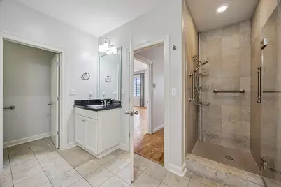 914 Main Street #910, Houston, TX 77002 - Photo 13