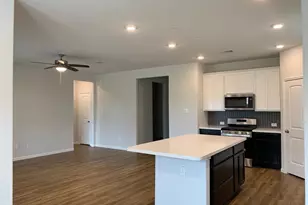 8803 Mugwort, Rosenberg, TX 77469 - Photo 3