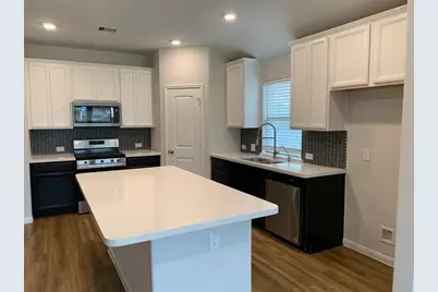 8803 Mugwort, Rosenberg, TX 77469 - Photo 5