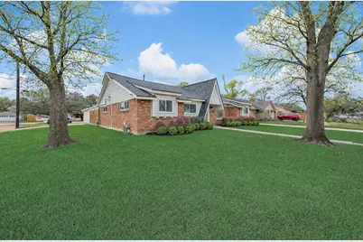 4303 Marlborough Drive, Houston, TX 77092 - Photo 7