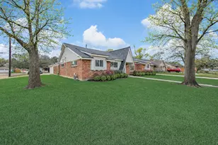 4303 Marlborough Dr, Houston, TX 77092 - Photo 7