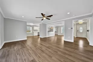 4303 Marlborough Dr, Houston, TX 77092 - Photo 9