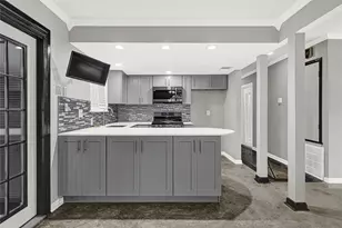 6319 Bluestone Dr, Houston, TX 77016 - Photo 9