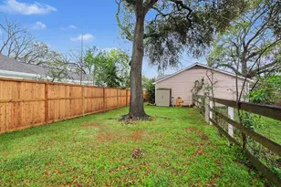 508/510 Clarence St, Tomball, TX 77375 - Photo 25