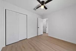 11918 Southview St, Houston, TX 77047 - Photo 7