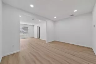 11918 Southview St, Houston, TX 77047 - Photo 35