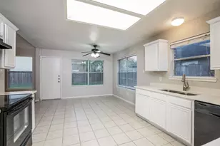 2803 Green Hollow Ct, Missouri City, TX 77489 - Photo 9
