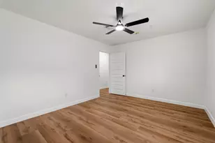 10911 Murr Way, Houston, TX 77048 - Photo 13
