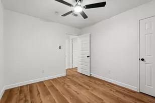 10911 Murr Way, Houston, TX 77048 - Photo 9