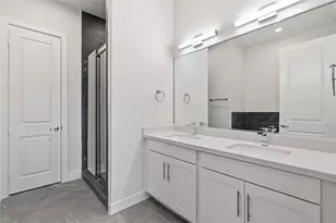 3905 Willowbend Pt Dr, Houston, TX 77025 - Photo 23