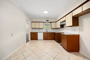 5116 Evergreen St, Bellaire, TX 77401 - Photo 7