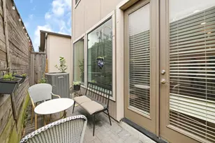 1531 Woodbend Park W, Houston, TX 77055 - Photo 27