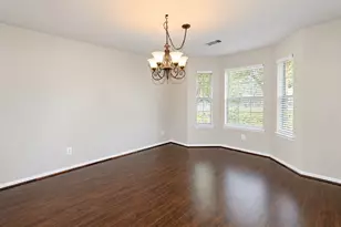 3111 Stratford Bend Dr, Sugar Land, TX 77498 - Photo 5