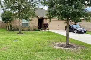 2023 Lost Pine Ct, Conroe, TX 77304 - Photo 1