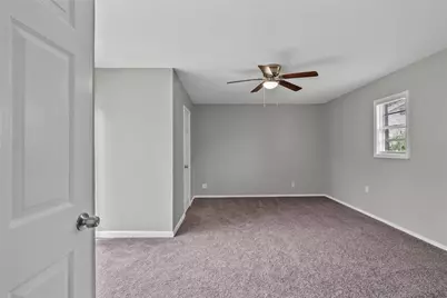 1004 S 2nd Street, La Porte, TX 77571 - Photo 9