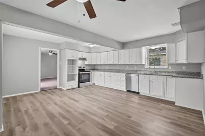 1004 S 2nd Street, La Porte, TX 77571 - Photo 7