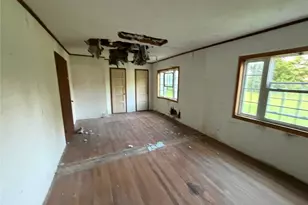 2006 2nd St, Orange, TX 77630 - Photo 3