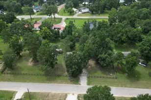 21658 County Rd 3749D, Cleveland, TX 77327 - Photo 1