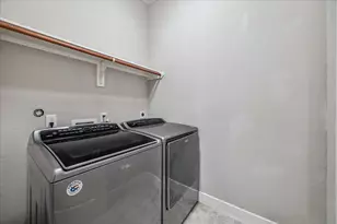 608 W 28th St, Houston, TX 77008 - Photo 21