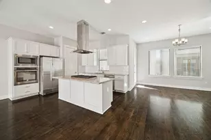 608 W 28th St, Houston, TX 77008 - Photo 1