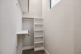 608 W 28th St, Houston, TX 77008 - Photo 17