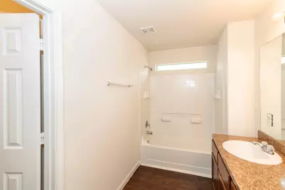 14410 Acuna Lane, Houston, TX 77045 - Photo 9