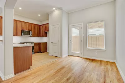 1319 East Street, Houston, TX 77007 - Photo 9