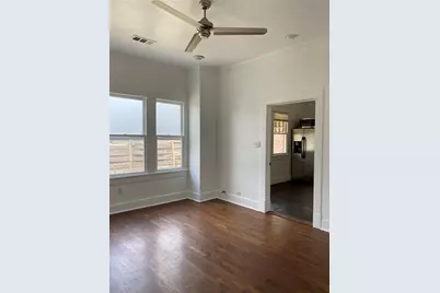 709 E 11, Houston, TX 77008 - Photo 7