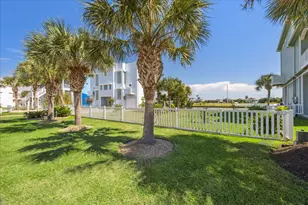 13415 Binnacle Way, Galveston, TX 77554 - Photo 31