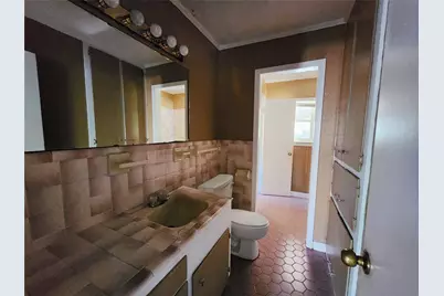 512 Camellia Avenue, Orange, TX 77630 - Photo 23
