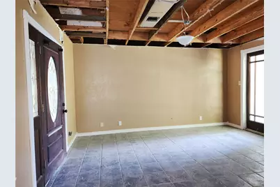 512 Camellia Avenue, Orange, TX 77630 - Photo 5