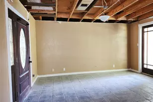 512 Camellia Ave, Orange, TX 77630 - Photo 5