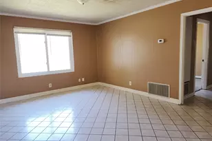 512 Camellia Ave, Orange, TX 77630 - Photo 7