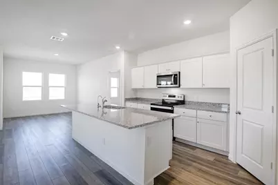 5002 Highland Springs Drive, Richmond, TX 77469 - Photo 9