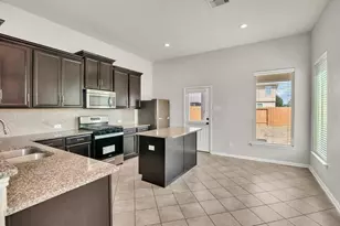 8110 Heartbrook Field Ln, Cypress, TX 77433 - Photo 9