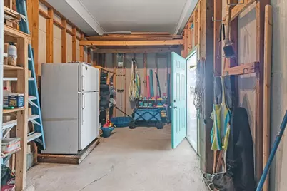 3089 Patty, Crystal Beach, TX 77650 - Photo 33