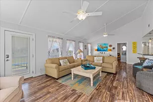 3089 Patty, Crystal Beach, TX 77650 - Photo 7