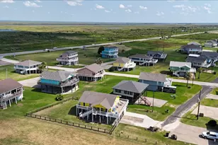 3089 Patty, Crystal Beach, TX 77650 - Photo 43