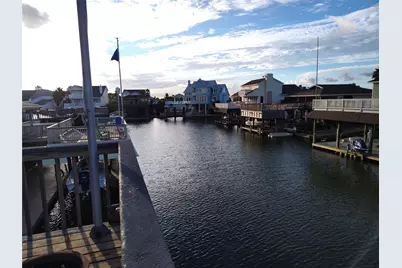 1318 Hawaii Drive, Tiki Island, TX 77554 - Photo 33