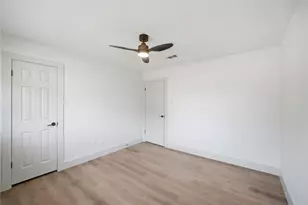 11303 Olympia Dr, Houston, TX 77077 - Photo 23