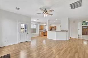 14010 Hazel Ridge Ct, Houston, TX 77062 - Photo 9